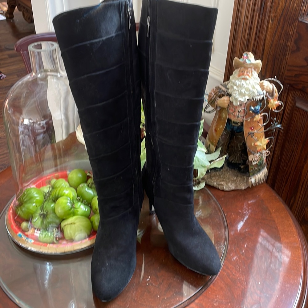 Black women’s dress boots Adrian Vitttadini  size 9 1/2 medium